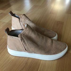 Dolce Vita High Top Sneakers